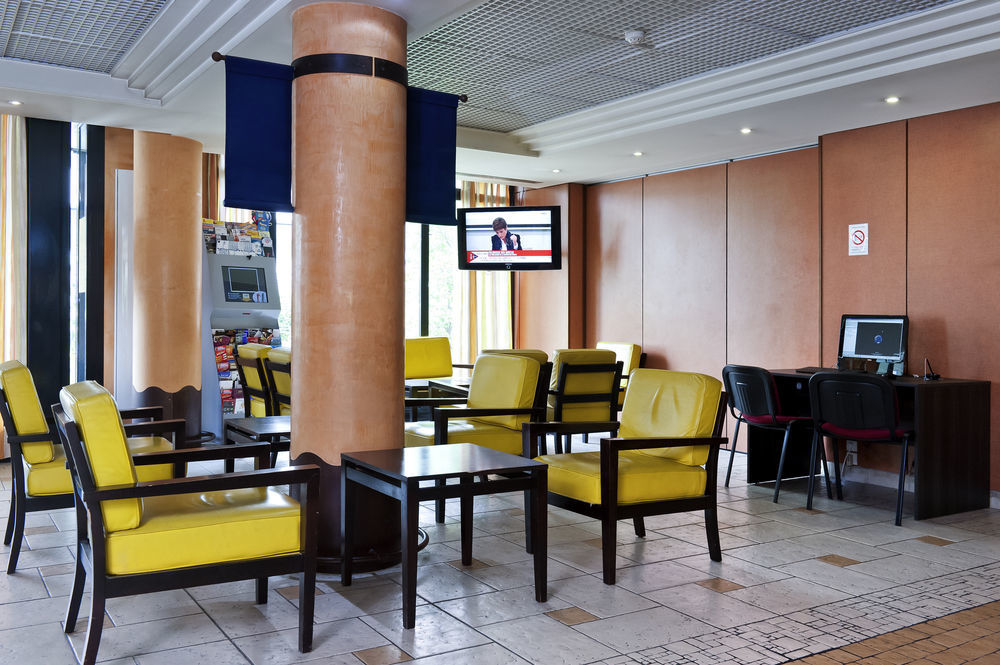 Adagio Porte De Versailles Aparthotel